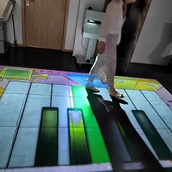 Интерактивная напольная система Игрёнок Interactive floor