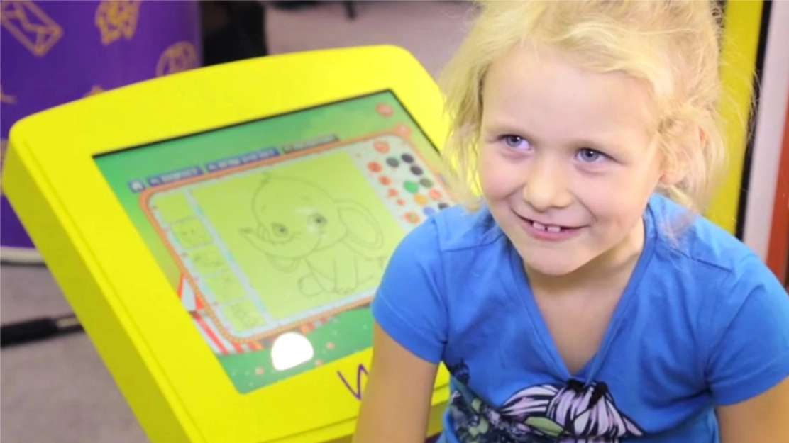 Детское игровое оборудование для игровых комнат и площадок - купить интерактивные панели и терминалы для детей в Москве 