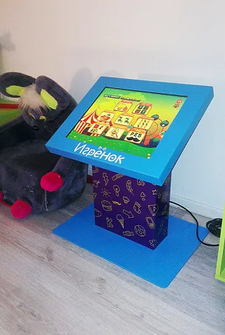 Фиолетовый интерактивный стол Игрёнок Mini Econom